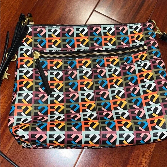 Fossil Women's Fiona Crossbody NWOT - Picture 11 of 11